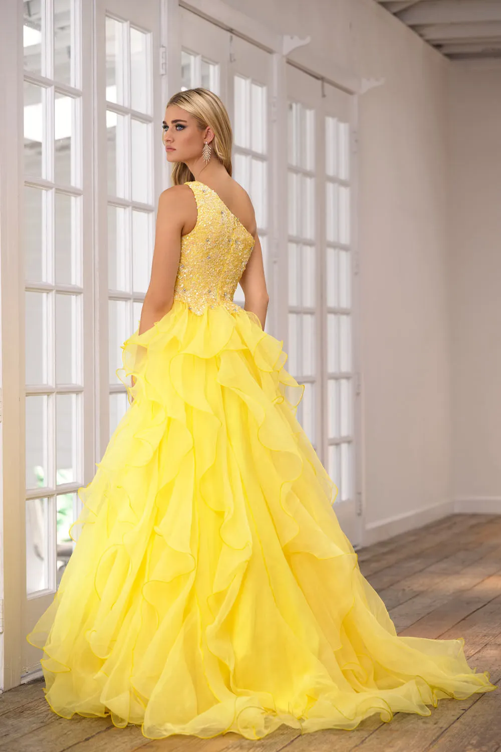 Ava Presley 28576 Dresses